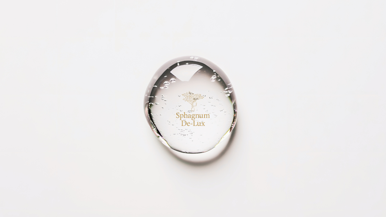 Elevate Your Glow: Hydration and Red Light Therapy